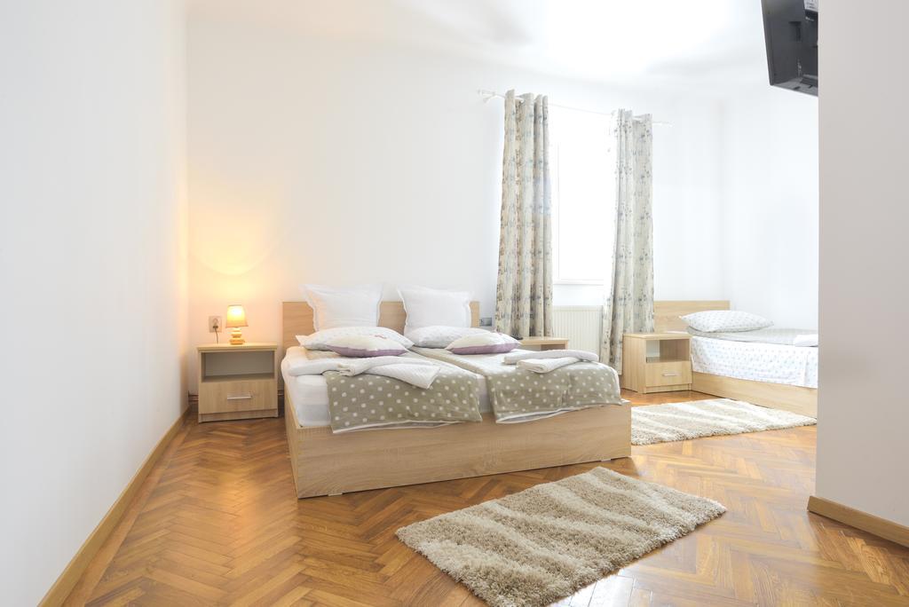 Pension Verona Centru Клуж-Напока Экстерьер фото