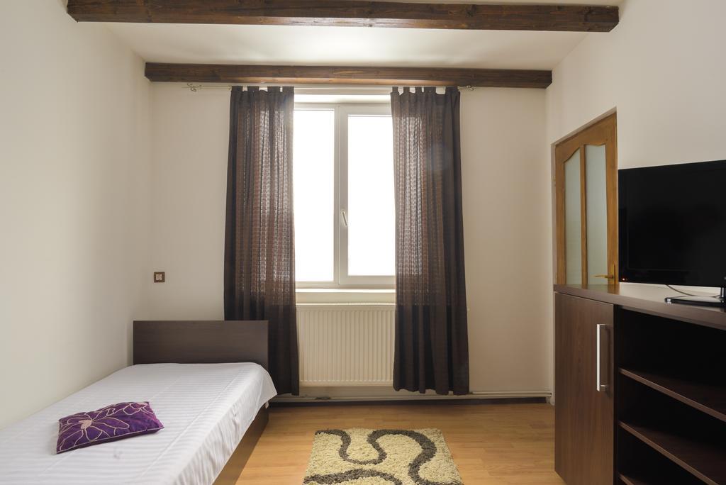 Pension Verona Centru Клуж-Напока Экстерьер фото