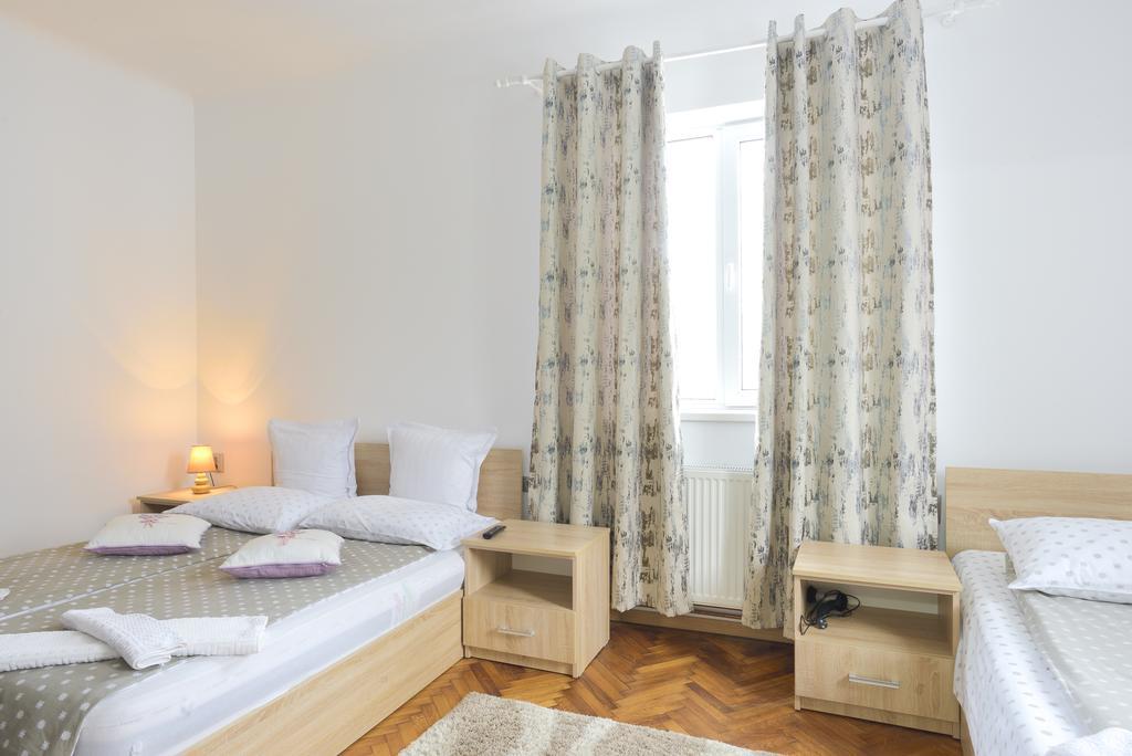 Pension Verona Centru Клуж-Напока Экстерьер фото