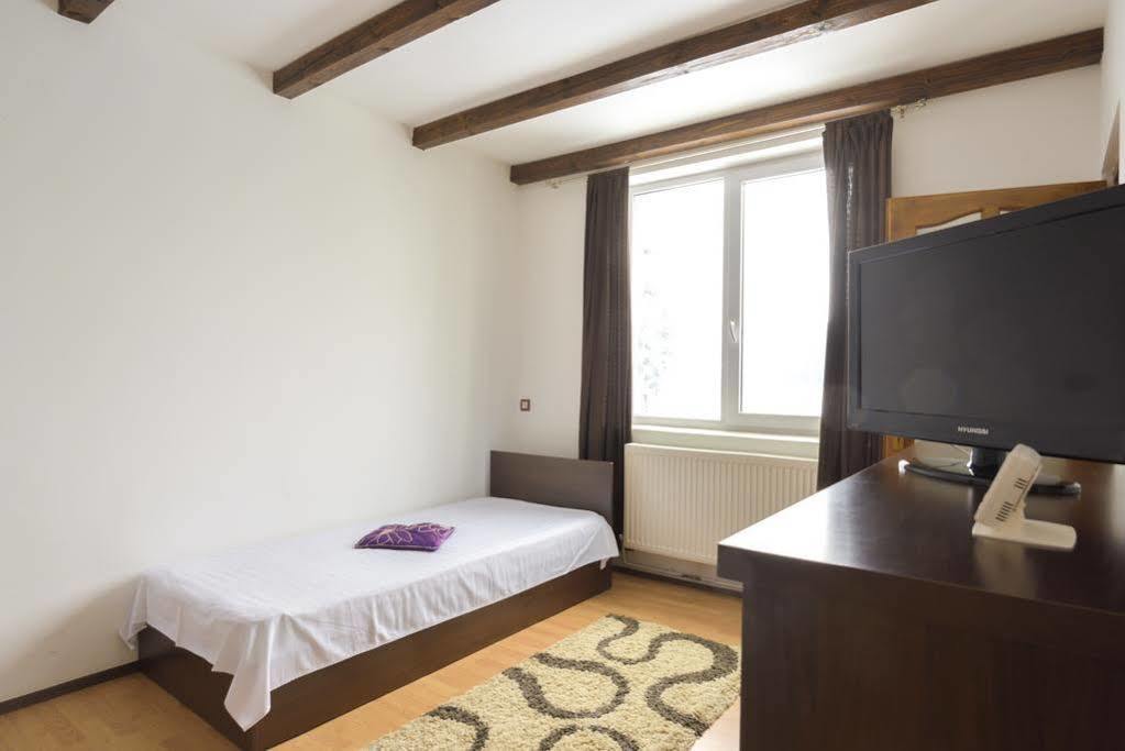 Pension Verona Centru Клуж-Напока Экстерьер фото