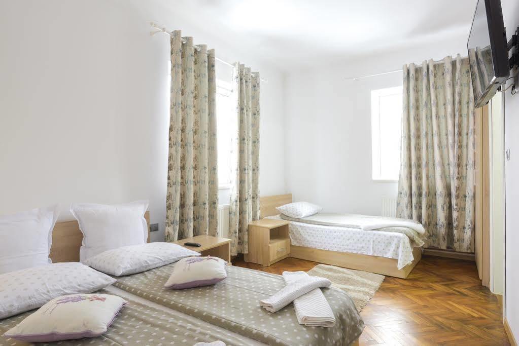 Pension Verona Centru Клуж-Напока Экстерьер фото